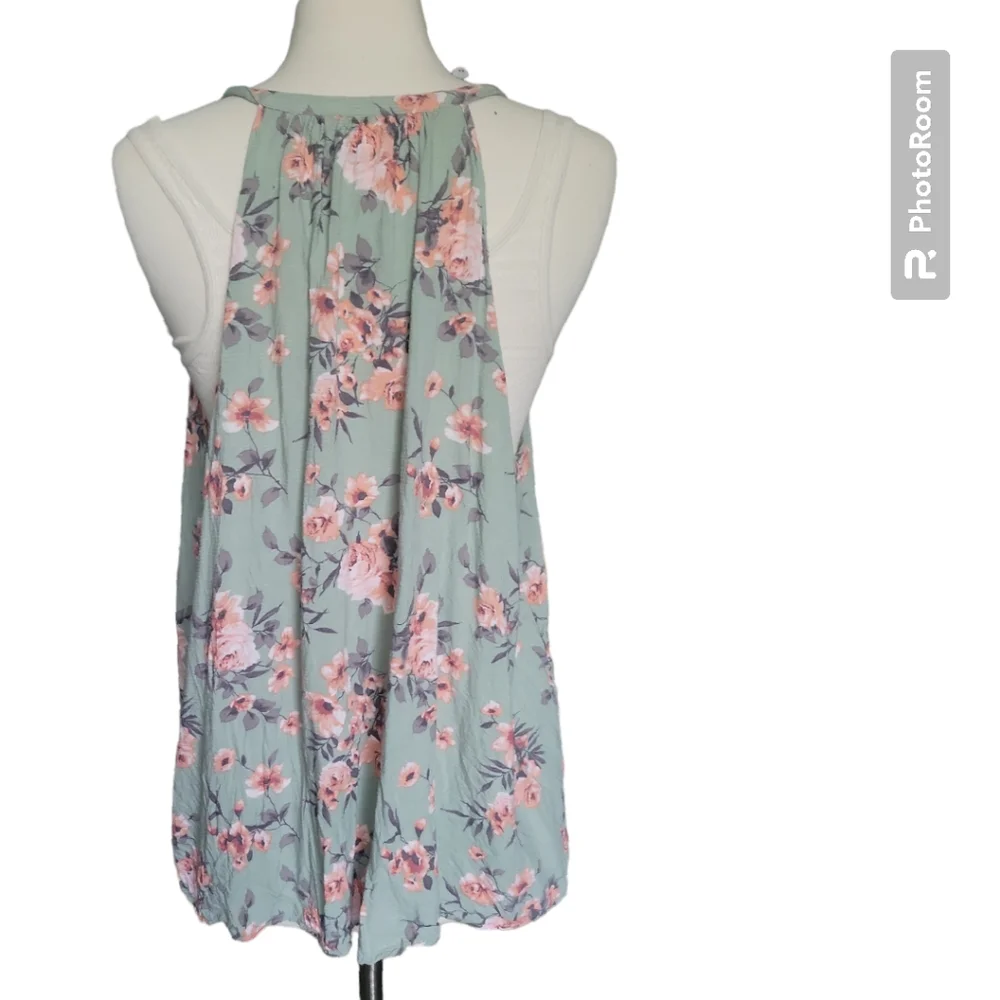 TORRID GREEN FLORAL TOP - 1X